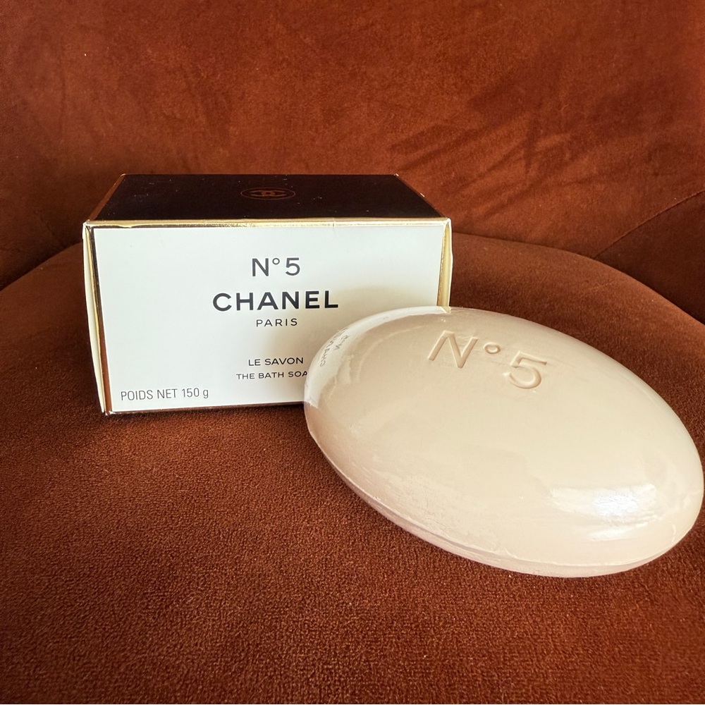 CHANEL No. 5 Perfumed Bath Soap Box